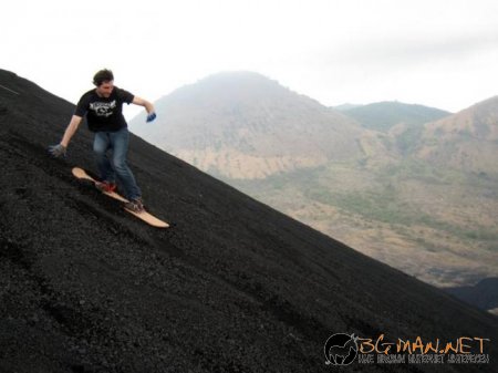 Сноуборд върху вулкан