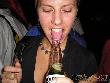 Девойки с големи усти