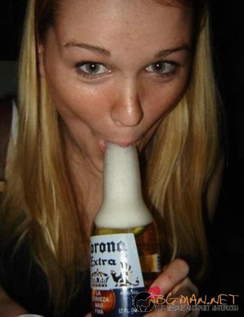 Девойки с големи усти