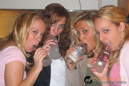 Девойки с големи усти