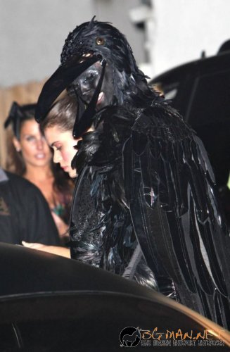 Звездни костюми за Хелоуин