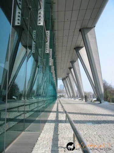 Сградата на ING в Амстердам