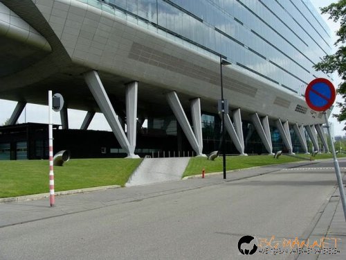 Сградата на ING в Амстердам