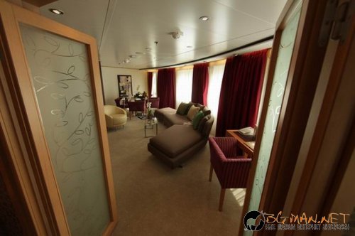 Круизният лайнер Seabourn Sojourn